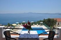 Yannis Servos Barbati Apartments Екстер'єр фото